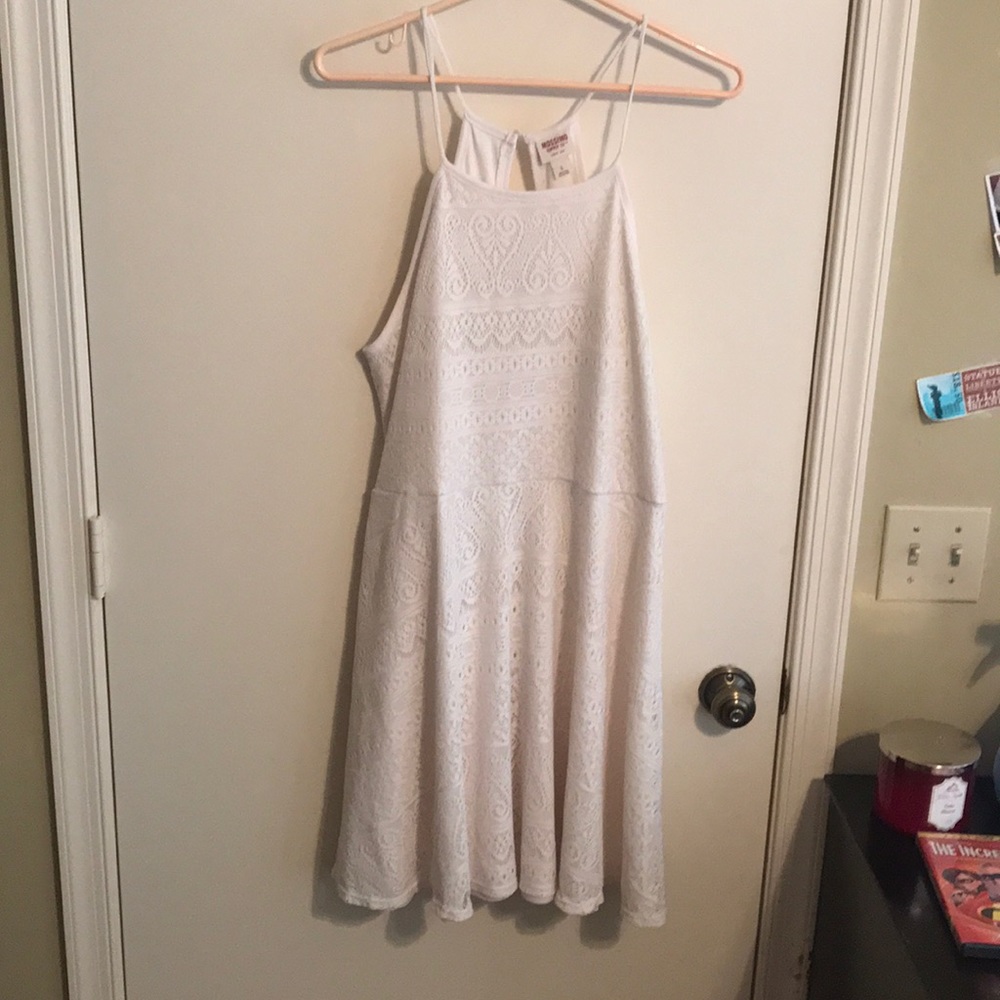 White patterned dress